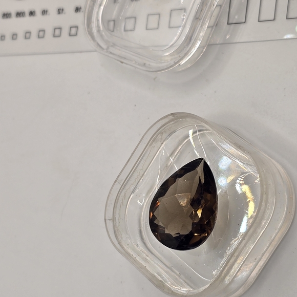 Large Pear Facet Cut Smoky Quartz - Picture 3 of 3